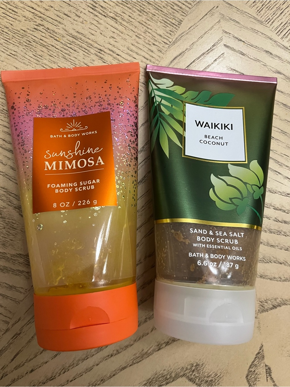 *BUNDLE* Bath & Body Works Sunshine Mimosa & Waikiki Beach Coconut Scrubs